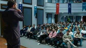 Kocaeli Büyükşehir gençlere kariyer programı başlattı