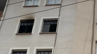 Motosiklet aküsü patlaması: Deprem sandılar, ev yok oldu!