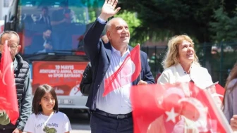 Canik'te 19 Mayıs coşkusu! Başkan Sandıkçı'dan gençlere destek mesajı