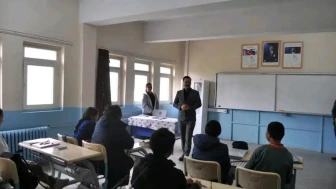 Kaymakam Demirtaş'tan Akyaka'da eğitime tam destek ve öğrencilere moral ziyareti