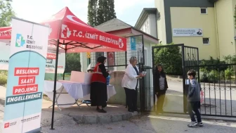 İzmit'te okul çocuklarına ücretsiz sağlıklı öğün: Beslenme saati projesi başladı!