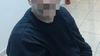 Sakarya'da uyuşturucu kaçakçısı sahte kimlikle yakalandı, ele geçirilenler şok etti
