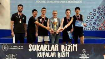 Çayırova basketbol takımı il şampiyonu oldu