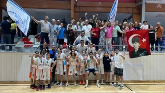 Gölcük Değirmendere Uğur Mumcu Ortaokulu kız basketbol takımı il birincisi oldu, Türkiye finallerine katılma hakkı kazandı