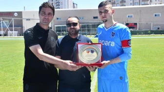 Kayserispor'dan Trabzonspor U19'a anlamlı fairplay gösterisi