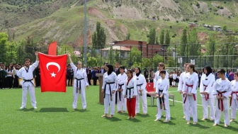 Oltu'da 19 Mayıs coşkusu: Gençler spor ve sanatla bayramı kutladı!
