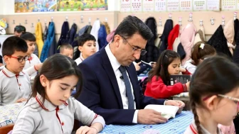 Vali Aygöl, Bozüyük'te öğrencilerle buluştu: Okul ziyaretleri geleneği sürüyor