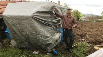 Simav'da deprem tedirginliği: Artçı sarsıntılar bölge halkını evine girdirmiyor