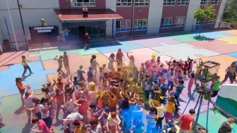Akçaköy İlkOrtaokulu'nca colourfest etkinliği yapıldı: Aydın