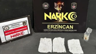 Erzincan'da uyuşturucu operasyonu: Araçta 10 gram bonzai ele geçirildi