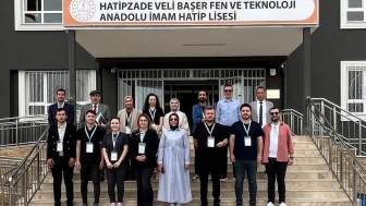 Denizli'de lise öğrencilerine meslek tanıtımı: Uzmanlarla buluşma gerçekleşti