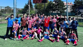 1299 Bilecik Spor, U15 Türkiye Şampiyonası'na gol yağmuruyla başladı! Yağız Efe Güler hat-trick yaptı