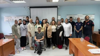 Elazığ'da sağlık çalışanlarına yönelik çocuk acil müdahaleleri için kritik eğitim programı tamamlandı