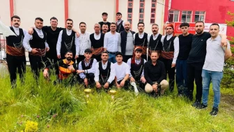 Ağrı Halk Eğitimi Merkezi'nden büyük zafer: Bölge finallerinde birinci oldular
