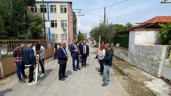 Kaymakam Dalak, Sarıgöl MYO'da arazi ölçümü yaptı: Öğrencilere başarılar diledi