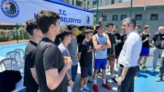 Kartal’da 19 mayıs coşkusu: Gençler sporla buluştu
