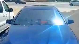 Lüks otomobilde izinsiz çakar ve siren kullanan sürücüye 276 bin TL ceza