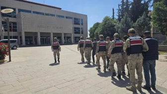 Kilis'te sit alanında kaçak kazı operasyonu: 5 şüpheli suçüstü yakalandı