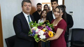 Gençlerin 19 Mayıs coşkusu: Başkan Tutdere ile umut dolu buluşma
