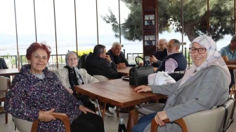 Kocaeli'de 65 yaş ve üstü için yeni bir sosyal buluşma noktası: Saygınlar Kulübü açıldı