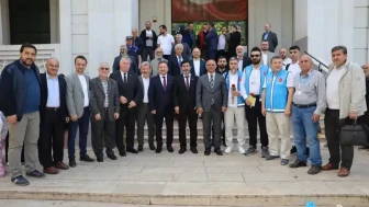 Körfez'de 95 hacı adayı kutsal topraklara uğurlandı