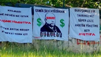 Kocaelispor taraftarlarından sert tepki: 'Başkan Durul istifa!' Pankartlarla destek verdiler