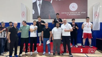 Kemer Belediyesi Kick Boks Takımı: Antalya'da 10 madalya ile üçüncü oldu
