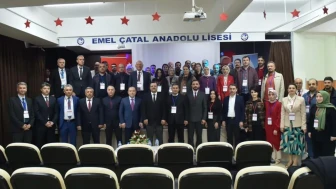 Erzurum'da eğitimde yenilikler aranıyor: Öğretmenler çalıştayda buluştu