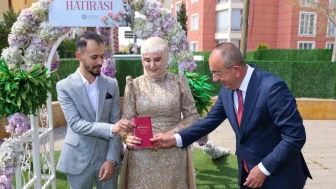 Nikah salonlarında "05.05.2025" yoğunluğu: Genç çiftler bir ömür için bu özel günde ‘evet' dedi