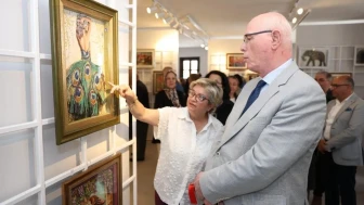 Odunpazarı’nda emek ve sanat bir arada: Kâğıt Rölyef Sergisi açıldı