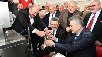 Trabzon'dan bal üreticilerine destek: Arı yemi makinesi tahsisi