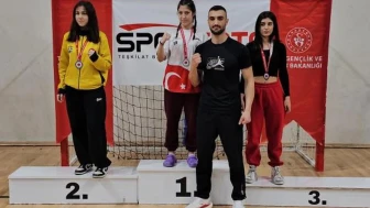 Bilecik'ten müthiş başarı: Nisa Nur Efe Türkiye ikincisi oldu
