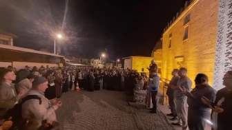 Beyşehir’de mukaddes topraklara yolculuk başladı: Hacı adayları dualarla uğurlandı