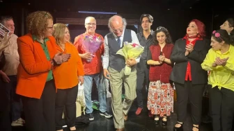 "Televizyon Cumhuriyeti" oyunu prömiyeriyle sahnede! Medya-toplum ilişkisini mizahi bir dille ele alacak