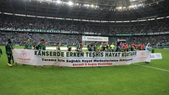 Kocaelispor, Süper Lig’e yükselmenin sevincini kutladı: Duygu dolu anlar yaşandı