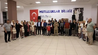 Engelli gençler için unutulmaz asker kınası: Aileler gözyaşlarına hakim olamadı