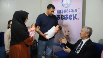 Şahinbey Belediyesi, ikiz bebek sahibi aileye 18 bin TL destek müjdesi verdi