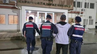 Jandarma şüphesinde haklı çıktı: Aranan şahıs yakayı ele verdi