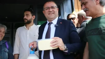Derince'de süt devrimi: Belediye, üreticiyi koruyup halkı sağlıklı süt ile buluşturuyor
