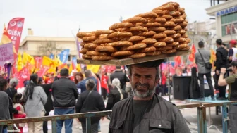 Erzincan'da 1 Mayıs coşkusu: Halaylarla kutlandı