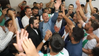 Nizipspor, şampiyonluk sonrası Başkan Doğan'a teşekkür etti