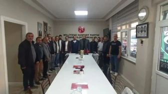 MHP Körfez İlçe Başkanı Bekiroğlu ve Amasyalılar Derneği Başkanı Ödübek, sosyal sorumluluk projeleri için bir araya geldi
