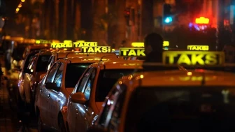 Taksilerde yeni dönem başlıyor: 2024'te ödeme kaydedici cihaz kullanımı zorunlu hale geliyor