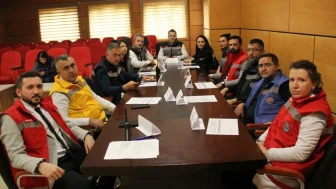 Devlet Hastanesi’nde gerçekçi yangın tatbikatı: Afyonkarahisar'da hastane personeli ve hastaların katılımıyla tatbikat yapıldı