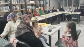 Bayburt'ta ‘Dijital Dünyada Ebeveyn Olmak' Konulu konferans düzenlendi