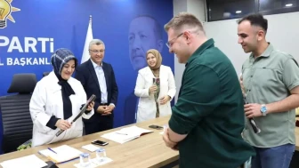 AK Parti Kütahya Gençlik Kolları'ndan Anneler Günü'ne özel duygusal jest