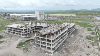 Ağrı'da Kadın ve Çocuk Hastanesi'nin inşaatında %50 ilerleme... Kaç yatak yapılacak?