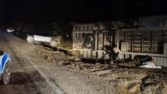 Adıyaman-Malatya karayolunda feci kaza: Tır devrildi, sürücü ağır yaralı