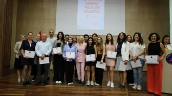 Akdeniz Üniversitesi'nde öğrenciler ödüllerle onurlandırıldı: Geleceğin bilim insanlarına çağrı!