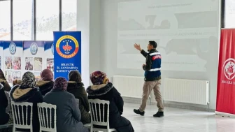 Bilecik'te Aile Yılı etkinlikleri: Narkotik mücadele ve kadına şiddet konularında bilgilendirme yapıldı!